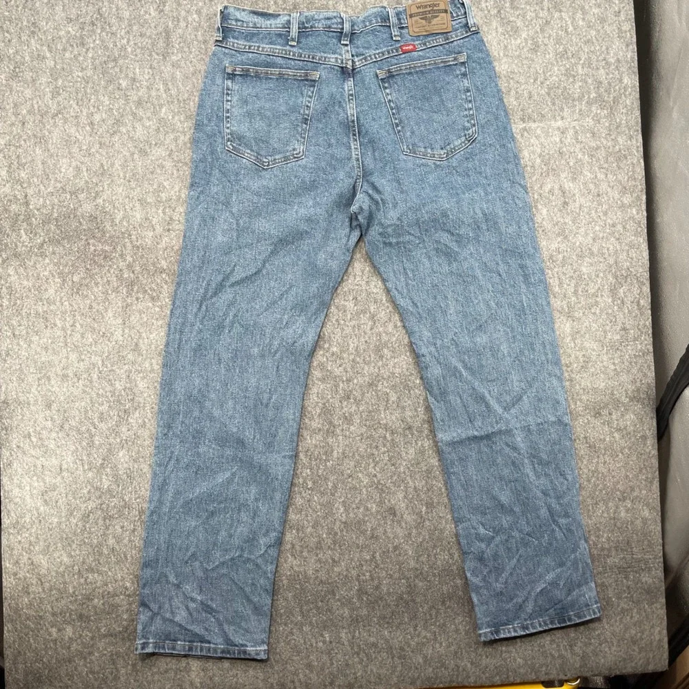 Wrangler Jeans Mens 35x32 Five Star Premium Regular Fit Flex Medium Wash Blue
